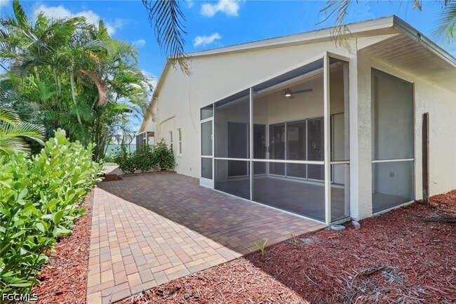 Photo - 5011 SW 16th Pl