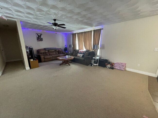 Photo - 4 Bedroom Close to Ithaca College