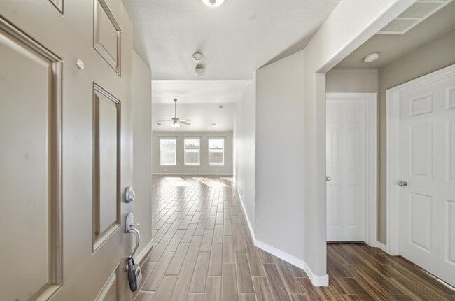 Photo - 10710 N 146th E Ave