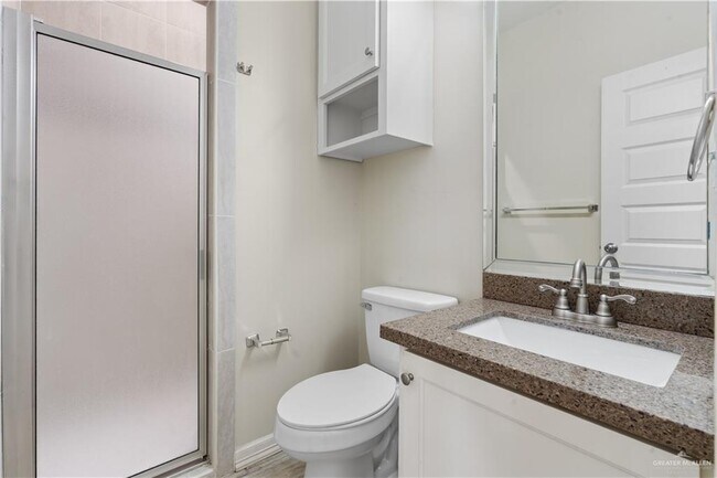 Photo - 13 Whitewing Ave Unit 2