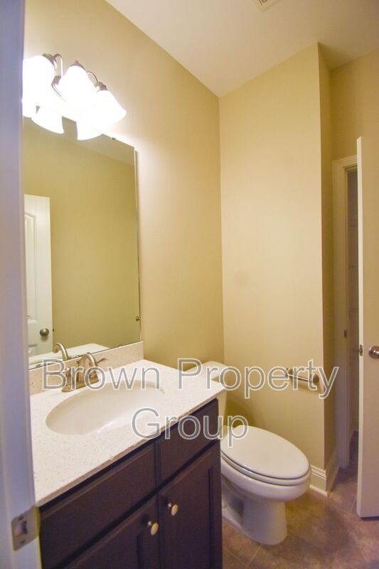 Photo - 915 Carolina Ave