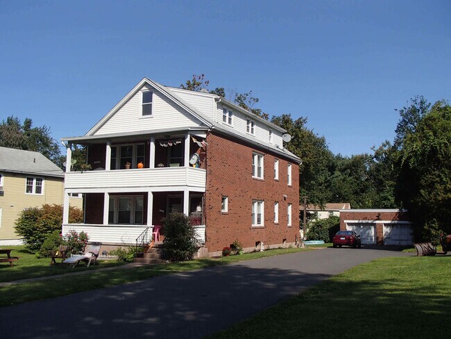 6 Silver Dr Unit 6 Silver Drive Unit #2