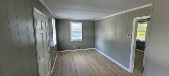 Photo - 1228 Westside Dr