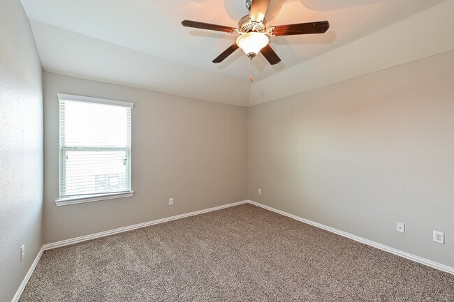 Photo - 4306 Apple Ln