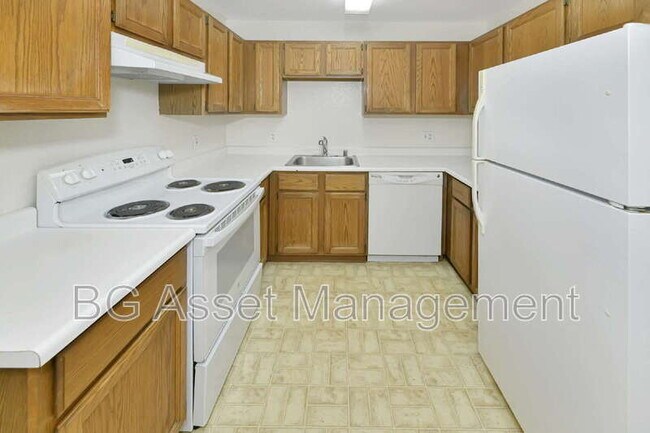 Photo - 1233 S 56th St Unit 9