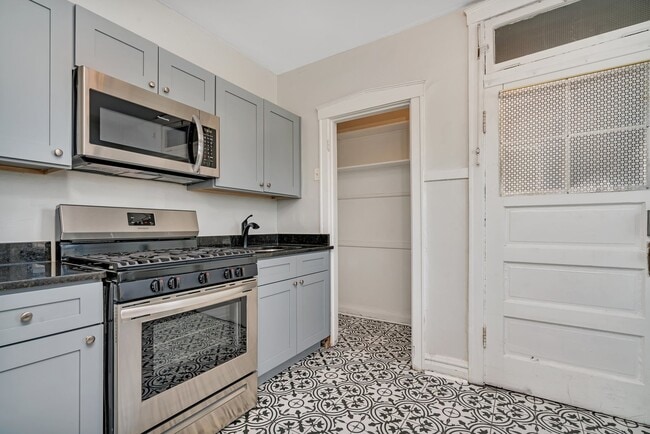 Photo - 317 Calendar Ave Unit 1A