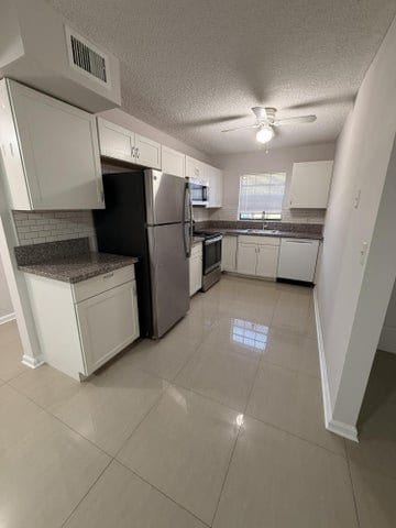 Building Photo - 301 Norwood Terrace