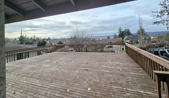 Photo - 3 Bedroom 2.5 Bath in Marysville