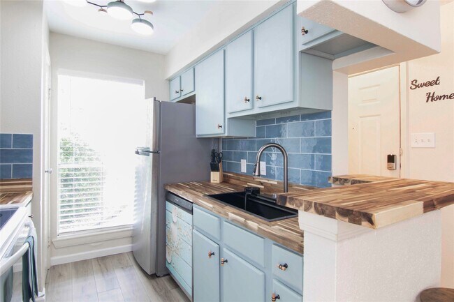 Photo - 3506 Cove View Blvd Unit 1311