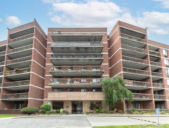 Building Photo - 1374 Midland Ave Unit 507 Rental