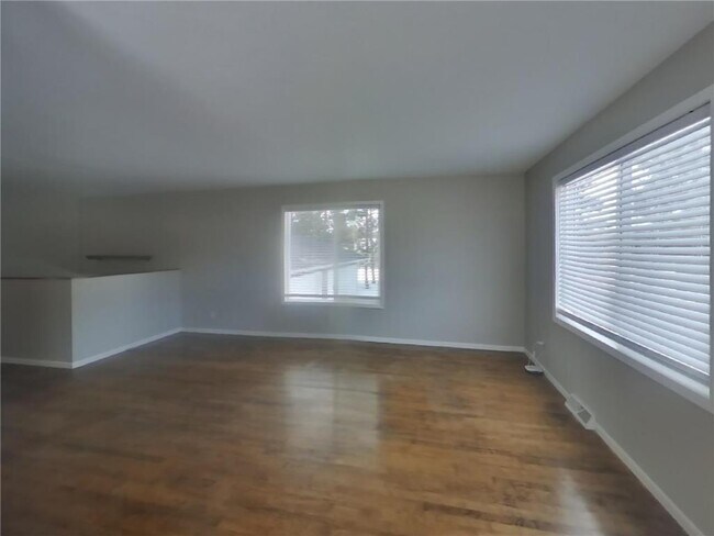 Photo - 14307 89th St NE