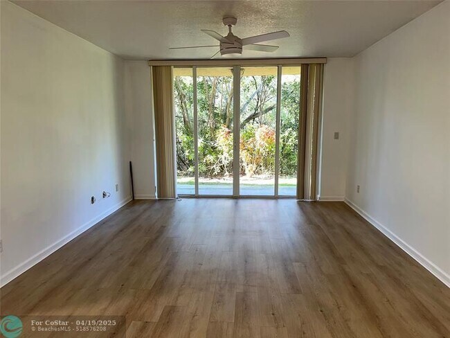 Photo - 529 E Sheridan St Unit 108