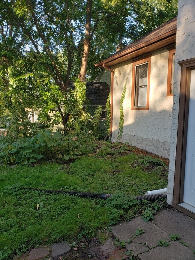 Building Photo - Beautiful 3 bedroom Rental