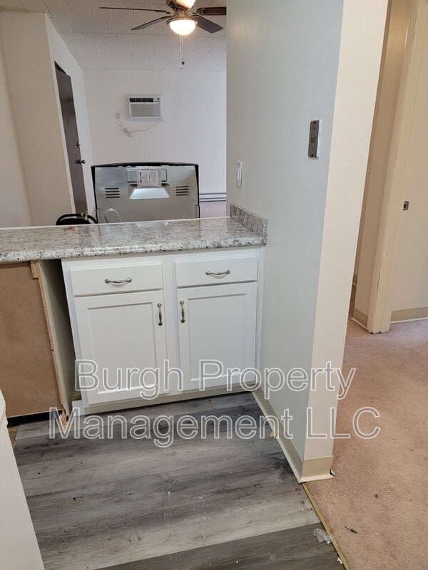 Photo - 634 Southcrest Dr Unit 10