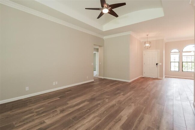 Photo - 400 Julies Trail