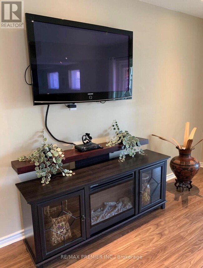 Photo - 72 Booker Dr