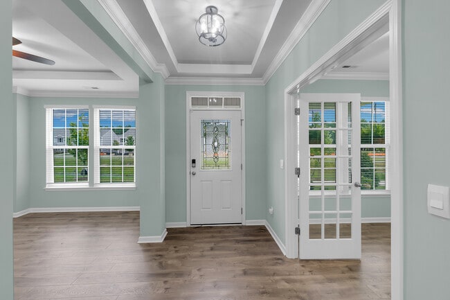 Photo - 1011 Yellowwood Aly