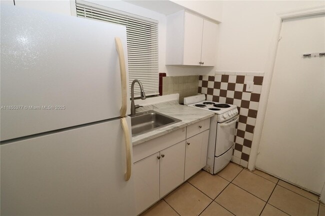 Photo - 777 NE 85th St Unit 4