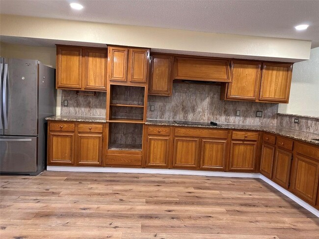 Photo - 3230 Meadway Dr