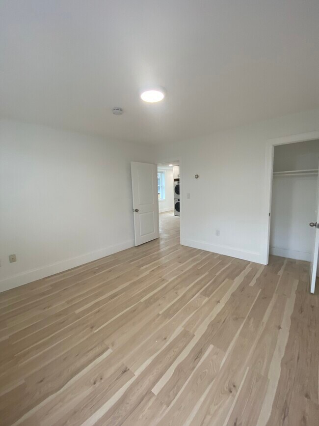 Photo - 113 Orleans St Unit 3