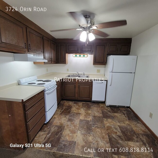1 bed/1 bath plus den in Madison, WI! - 1 bed/1 bath plus den in Madison, WI! Apartment