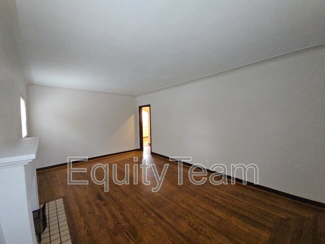 Photo - 4379 Ridgeview Ave Unidad 1