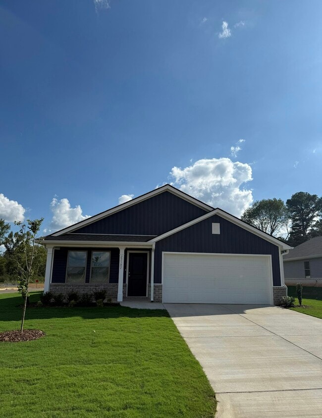 Building Photo - 22587 Dashwood Ln