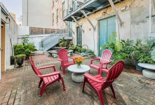 Photo - 2010 The Strand Unit 202