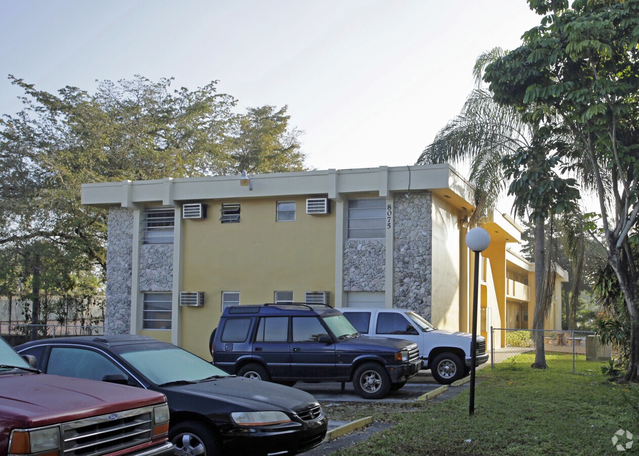 Dadeland Cove Apts - Dadeland Cove Apts