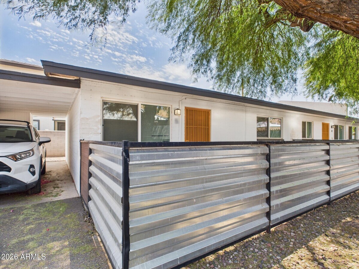 Photo - 3027 N 37th St Unidad 7