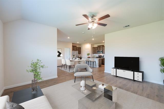 Photo - 1609 Grand Villa St