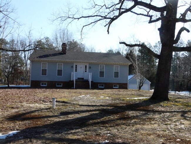 Photo - Spacious 4-BR Ranch on 1 Acre Available for rent– Open House March 15th!