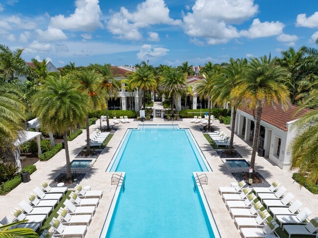 Building Photo - Cortland South Kendall