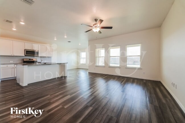 Photo - 1304 Renoir Dr