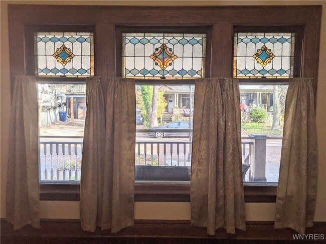 Photo - 366 Ashland Ave