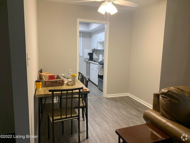Building Photo - 2707 Riedling Dr Unit A3 Rental