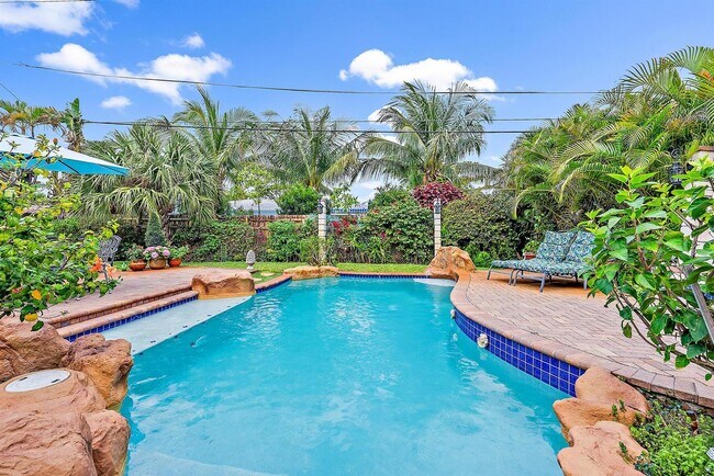 Photo - 245 Arlington Rd