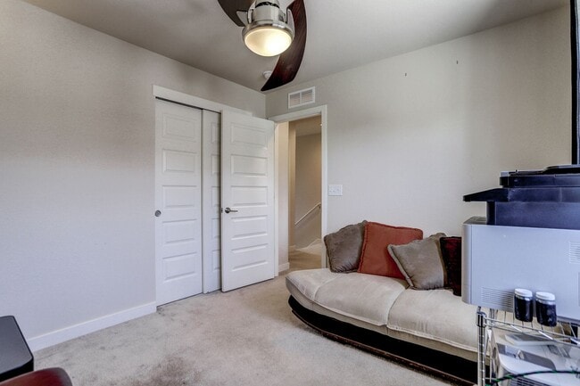 Photo - Two Bedroom, Two and a half bath! With Garage, Courtyard View, Stainless Appliances, Great Locati...