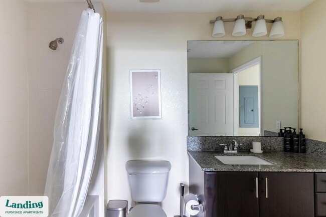 Photo - 11575 City Hall Promenade Unidad 4-401.1409881