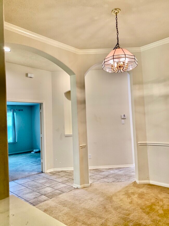 Photo - 7827 Iris Glen Ln