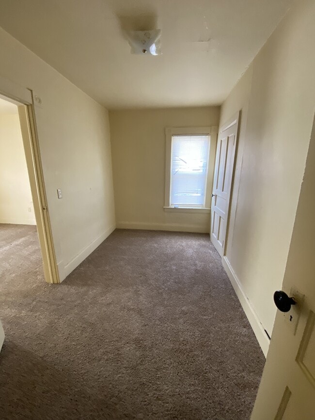 Photo - 557 Lafayette Ave