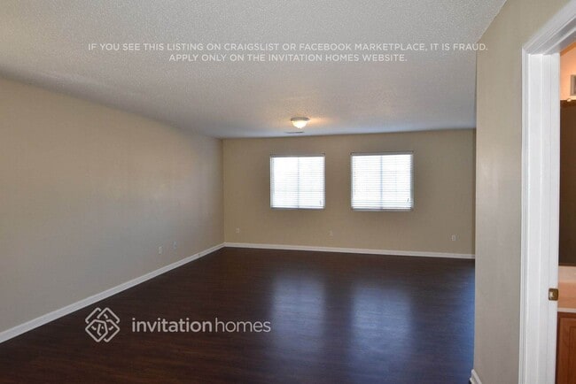 Photo - 715 Sunmeadow Dr