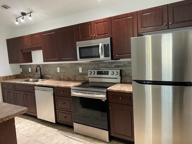 Photo - New London Apartments