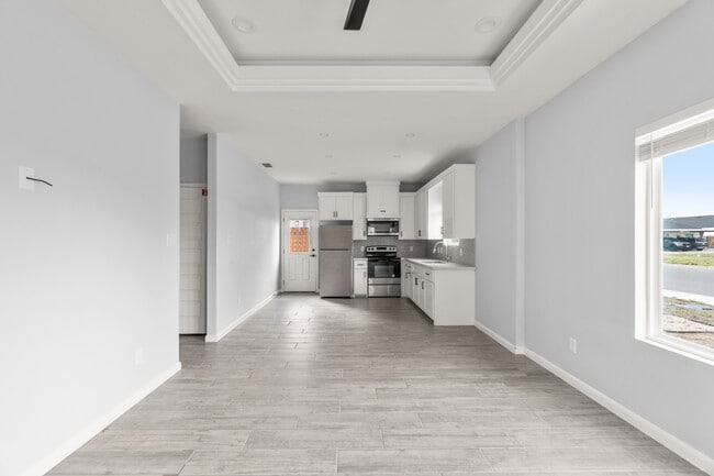 Photo - 11018 N 33rd Ln Unit 1