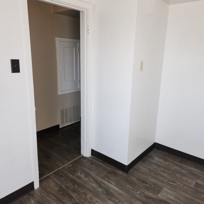 Photo - 1415 NW Carden Ave