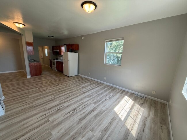106 Phillip Ave Unit 01
