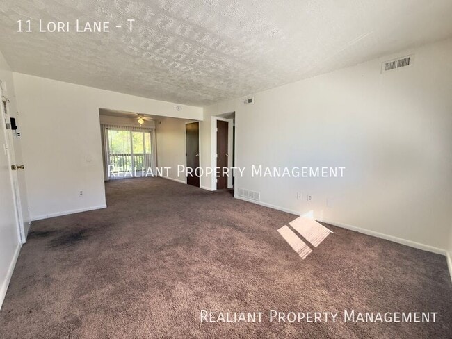 Photo - 11 Lori Ln Unit T