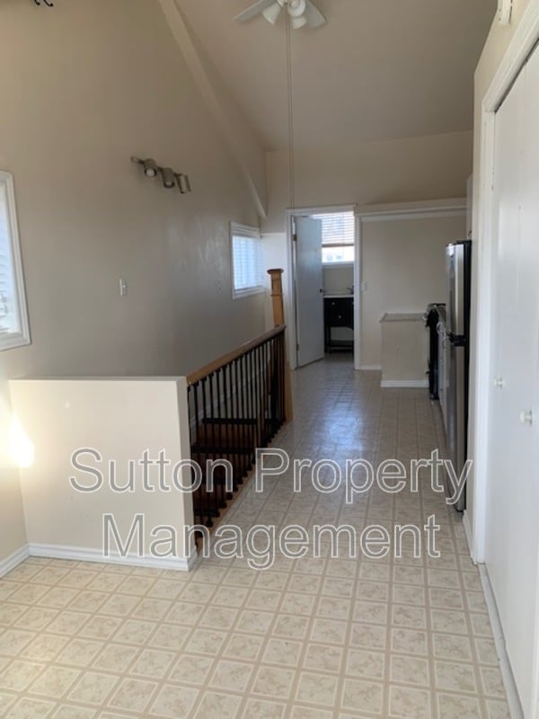 Photo - 10120-10103 103 Ave