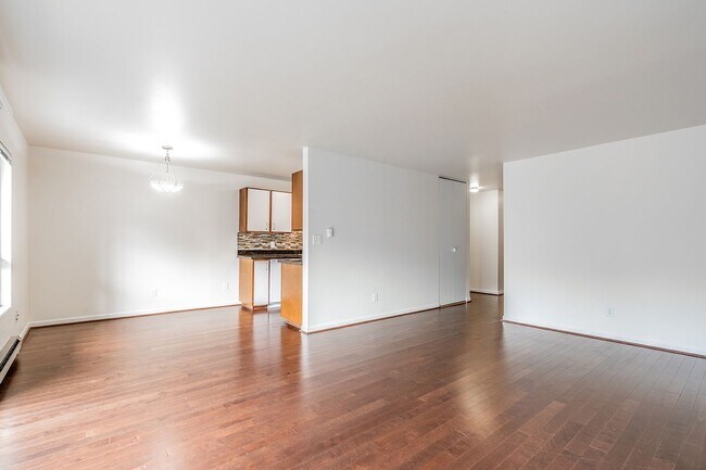 Photo - Lakeview Place