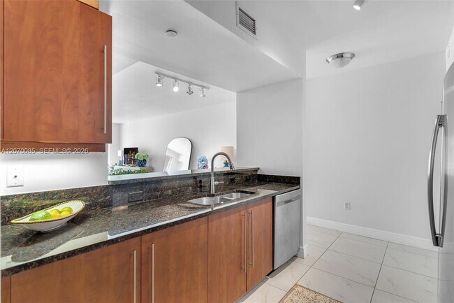 7350 SW 89th St Unit 1108S